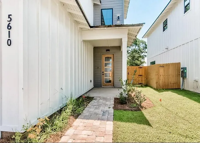 Luxury Family On Bay W/ Pool 2 Miles To Beach Pensacola