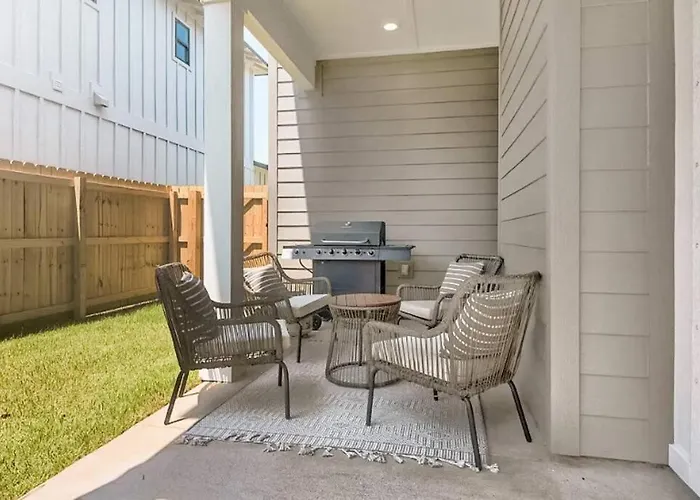 Luxury Family On Bay W/ Pool 2 Miles To Beach * Pensacola